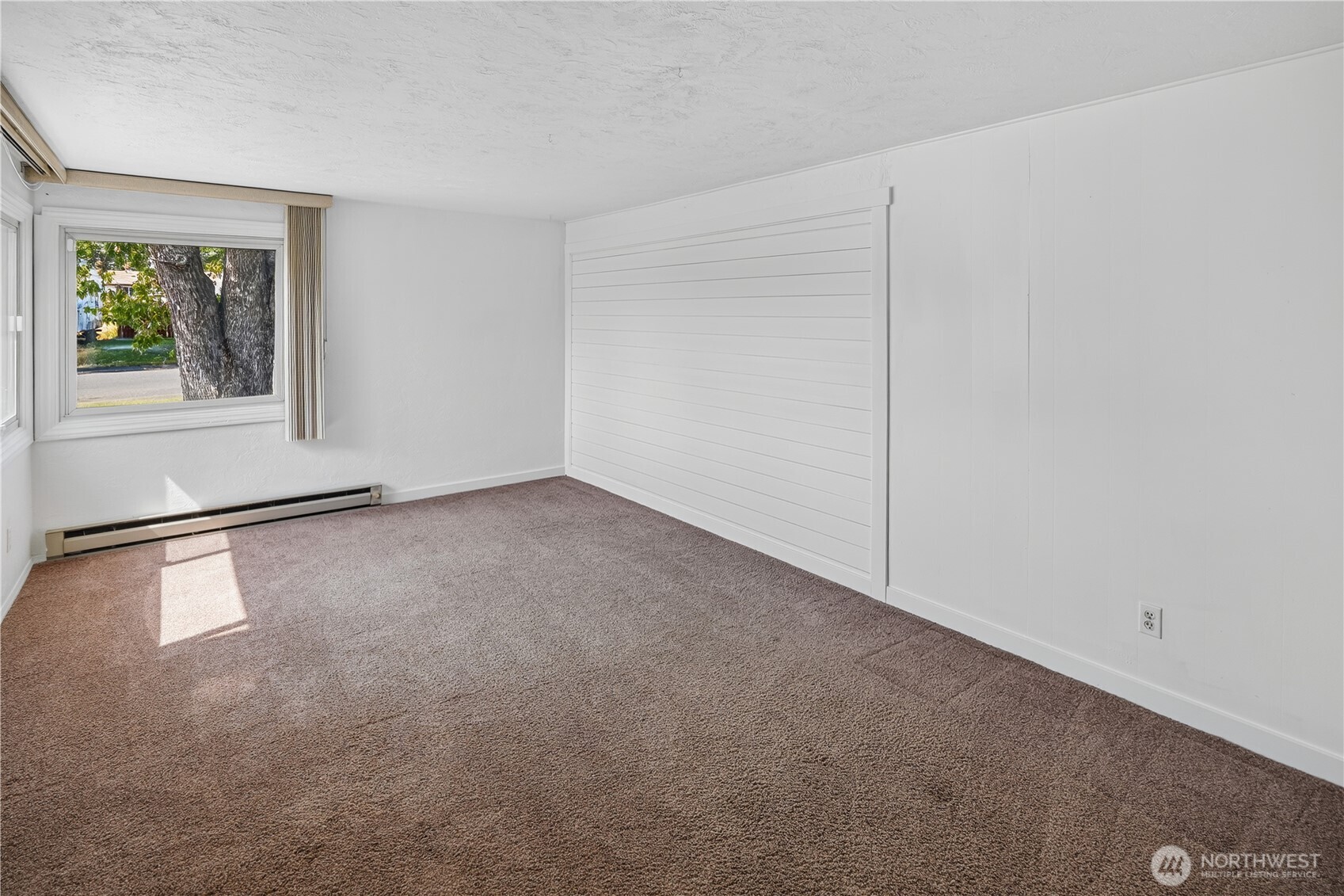 4259 Ne Joann Drive Property Photo 7