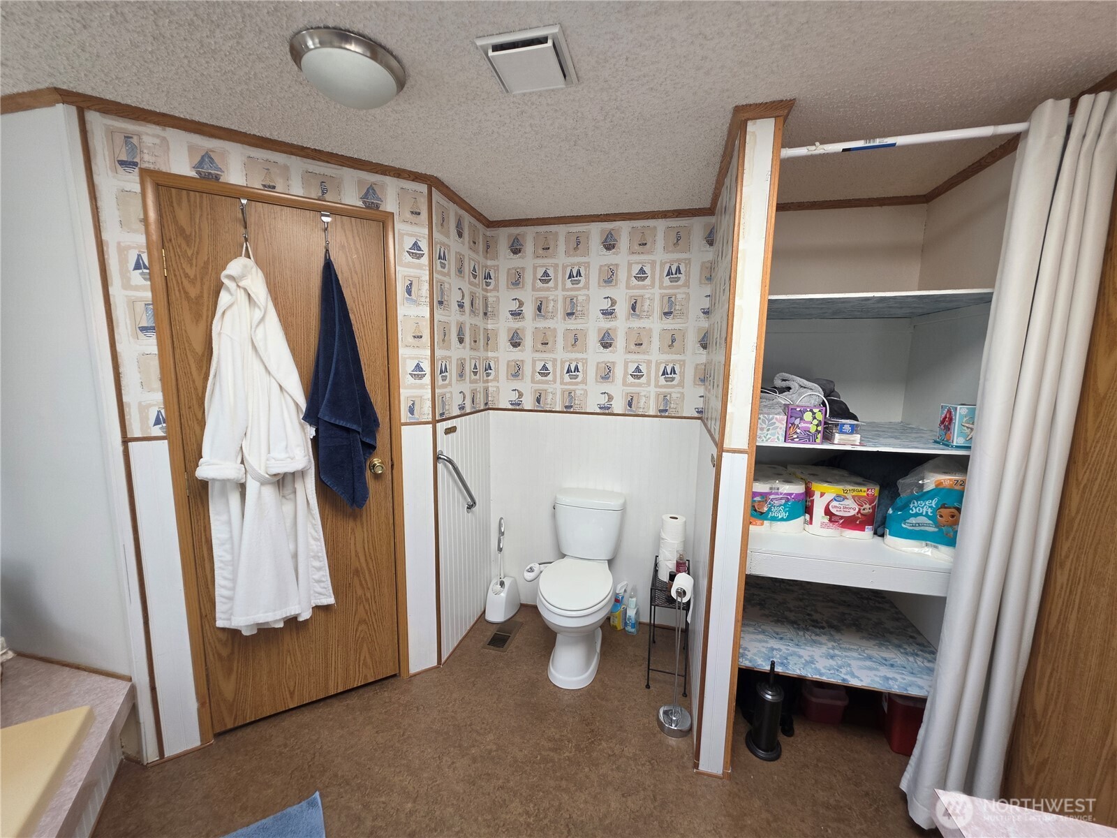 1120 S 25th St 95 Property Photo 33