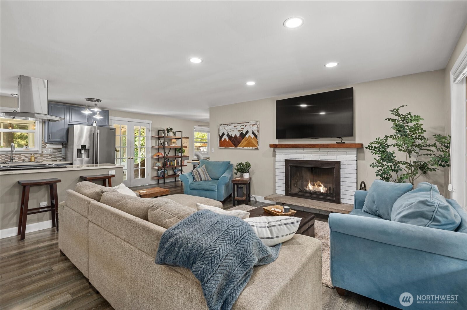 2923 193rd Place Property Photo 1
