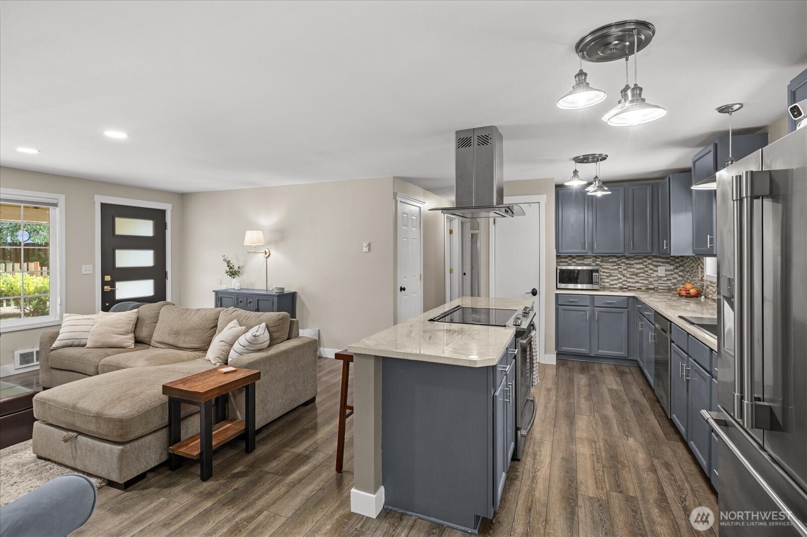 2923 193rd Place Property Photo 10