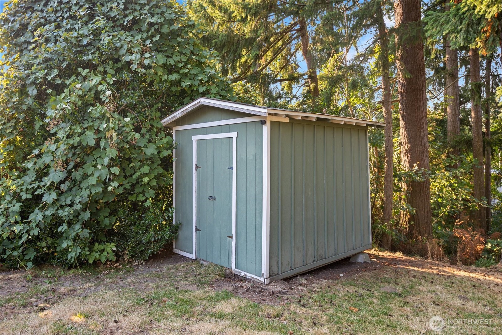 2923 193rd Place Property Photo 32