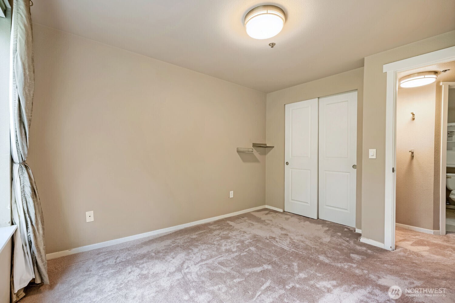 8745 Greenwood Avenue 409 Property Photo 14