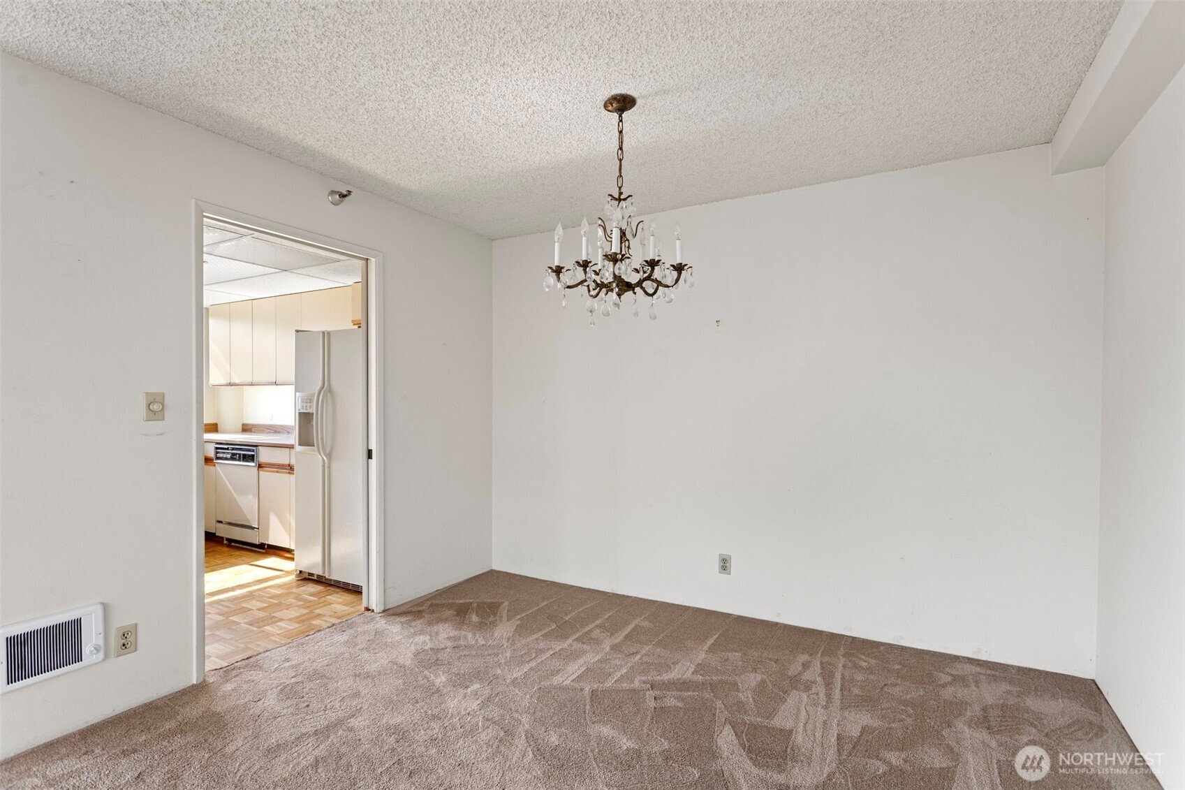 1120 Spring Street 1404 Property Photo 5