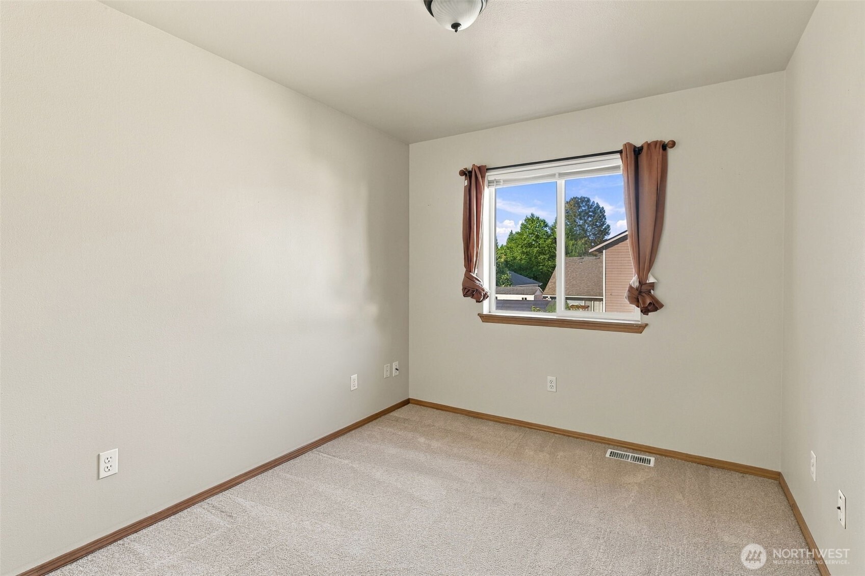 3122 186th Place A Property Photo 13