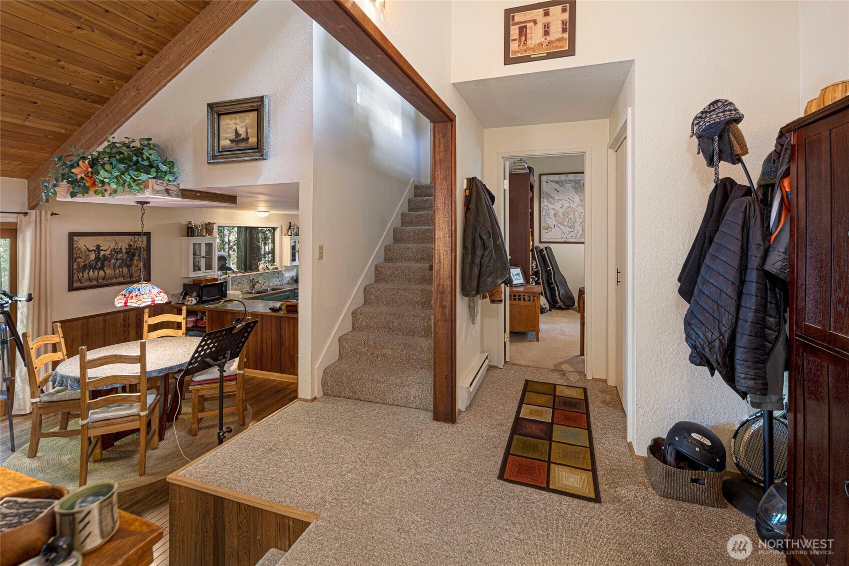 242 Evans Way Property Photo 13