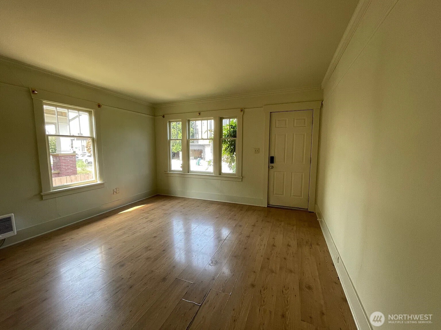 114 Wells Avenue Property Photo 5
