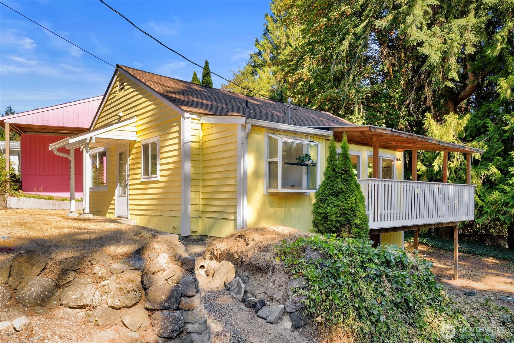 1121 Lower Marine Drive Property Photo 3