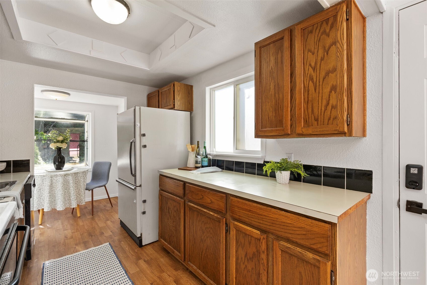 1121 Lower Marine Drive Property Photo 7