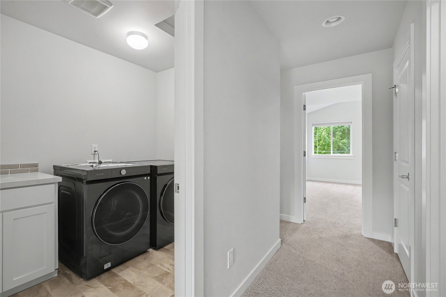 4246 Maple Street Property Photo 16
