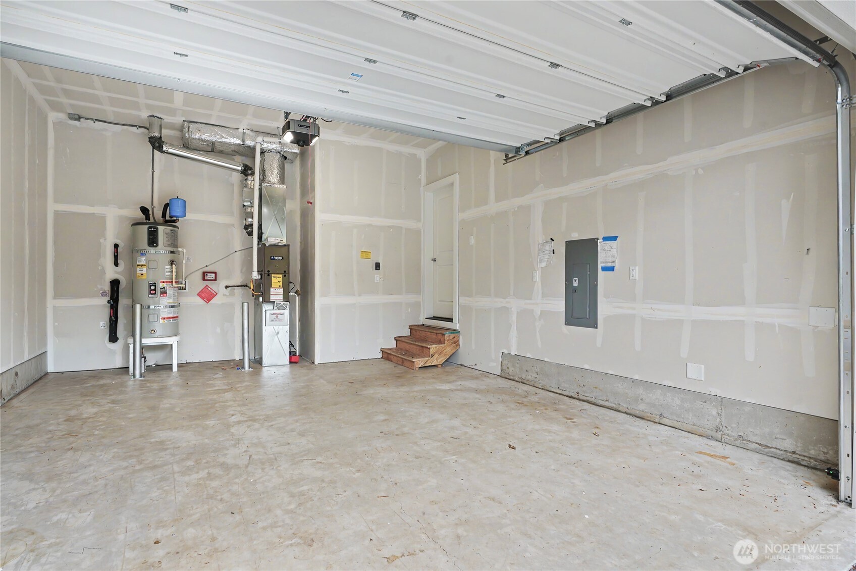 4246 Maple Street Property Photo 23