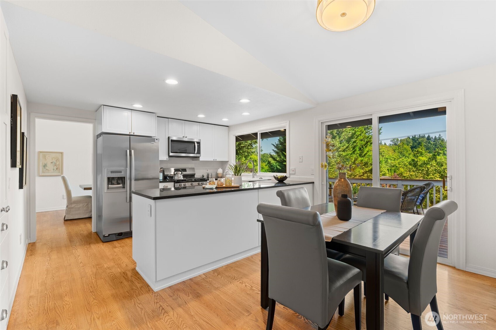 1618 5th Place Property Photo 14