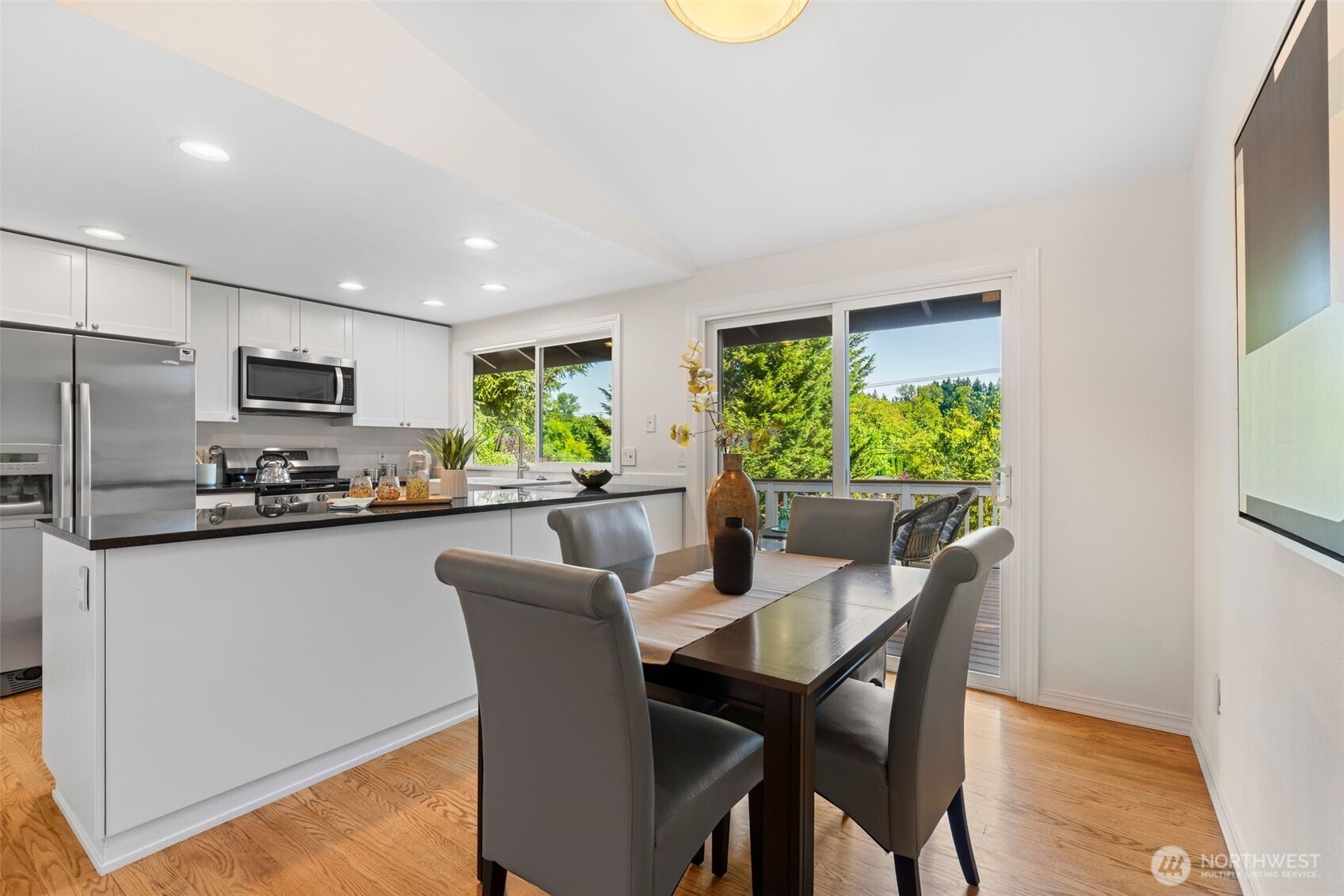 1618 5th Place Property Photo 15