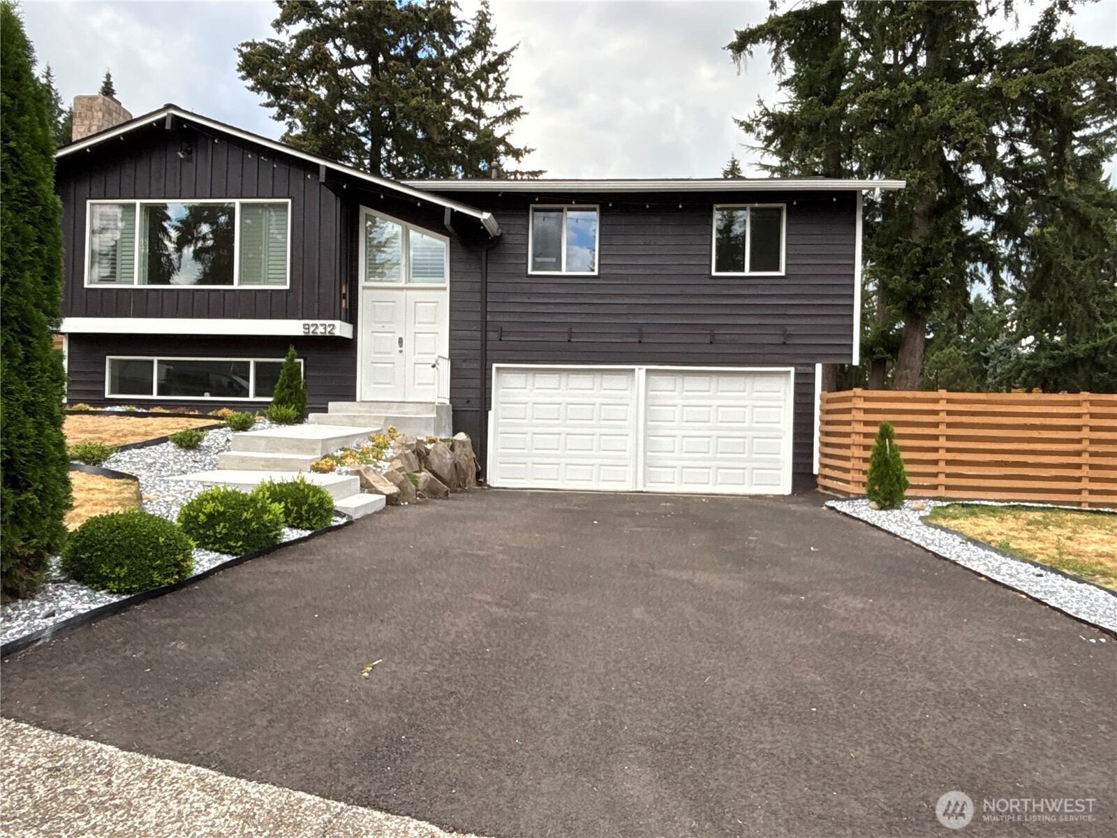 9232 139th Street Property Photo 1