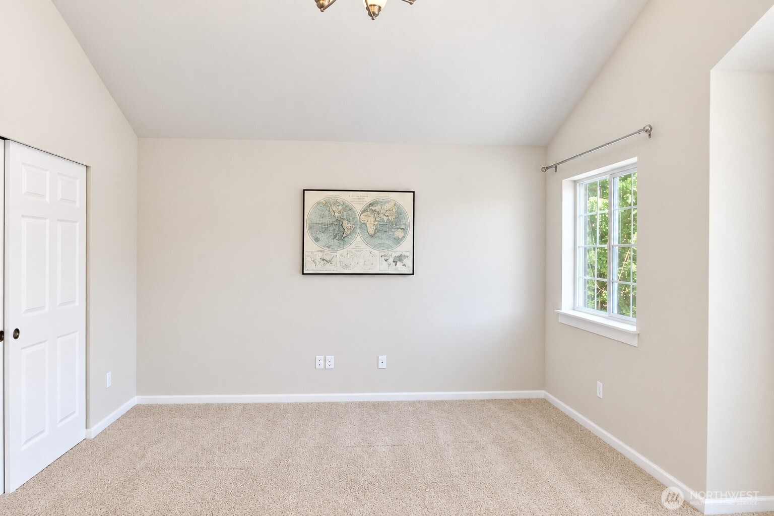 5017 Black Rock Loop Property Photo 17