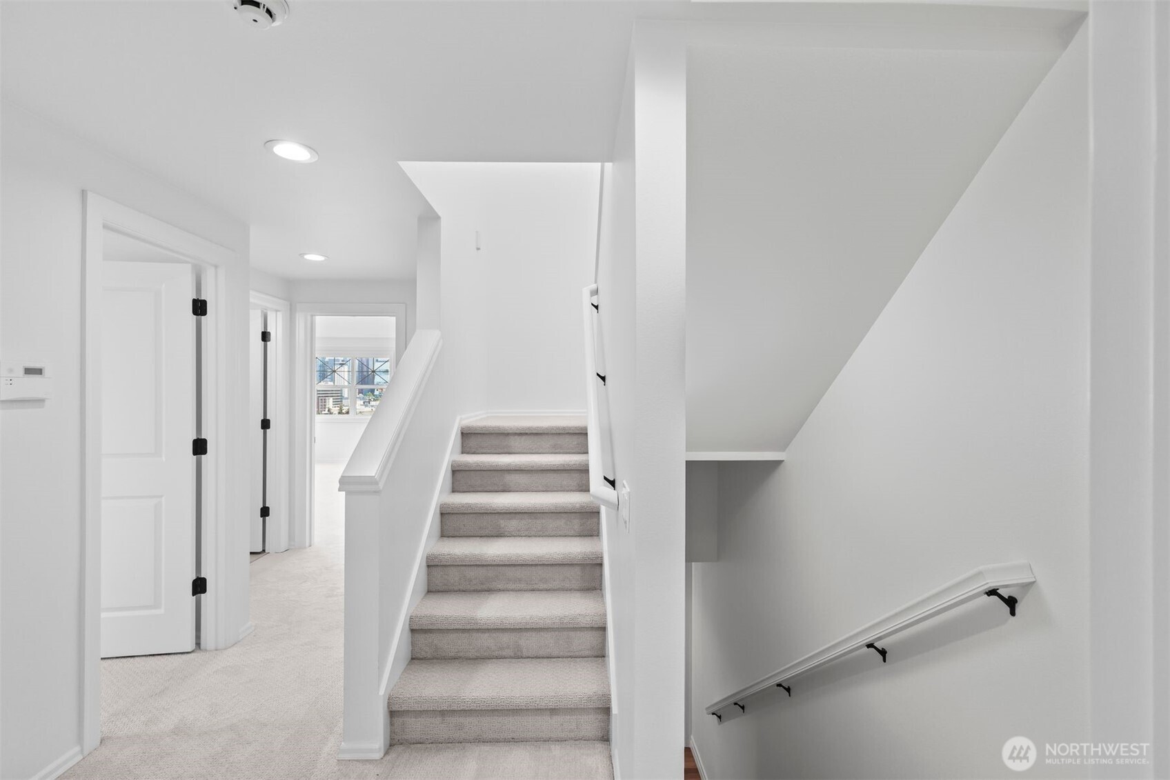 514 Prospect Street B Property Photo 11