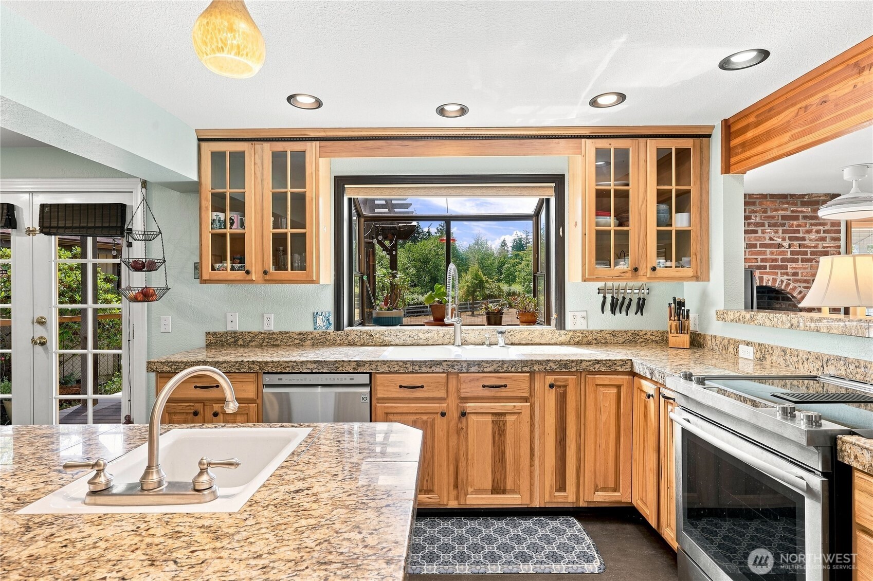 1305 Nw Mountain View Road Property Photo 10