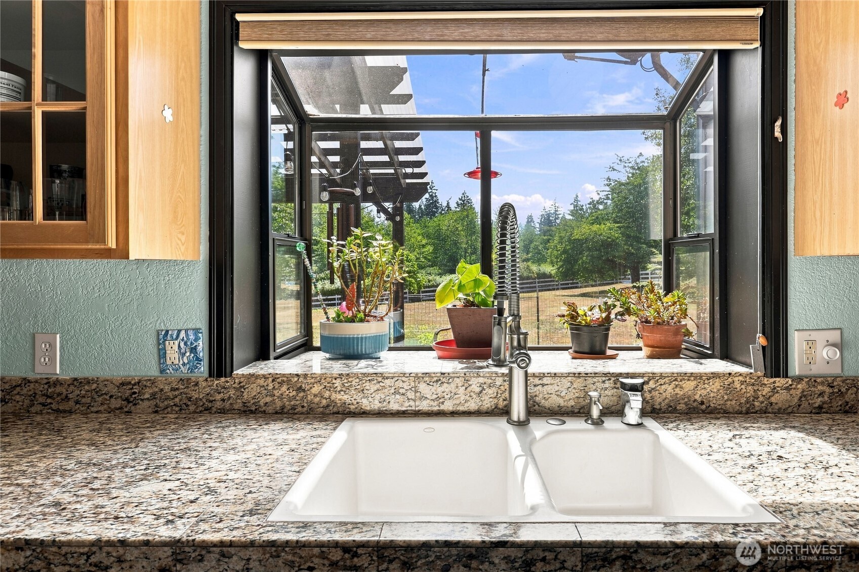 1305 Nw Mountain View Road Property Photo 11