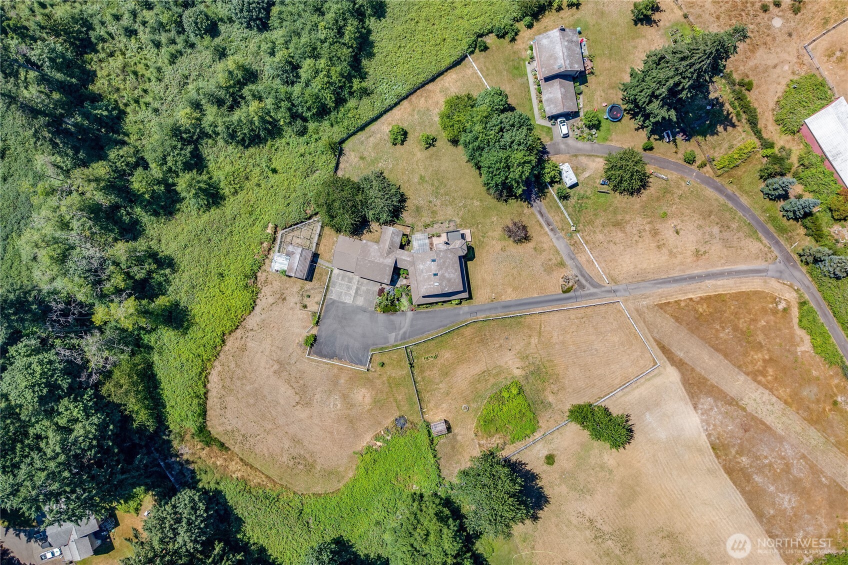 1305 Nw Mountain View Road Property Photo 39