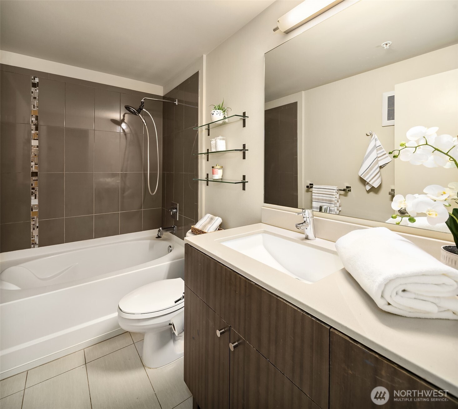 530 Broadway 236 Property Photo 10