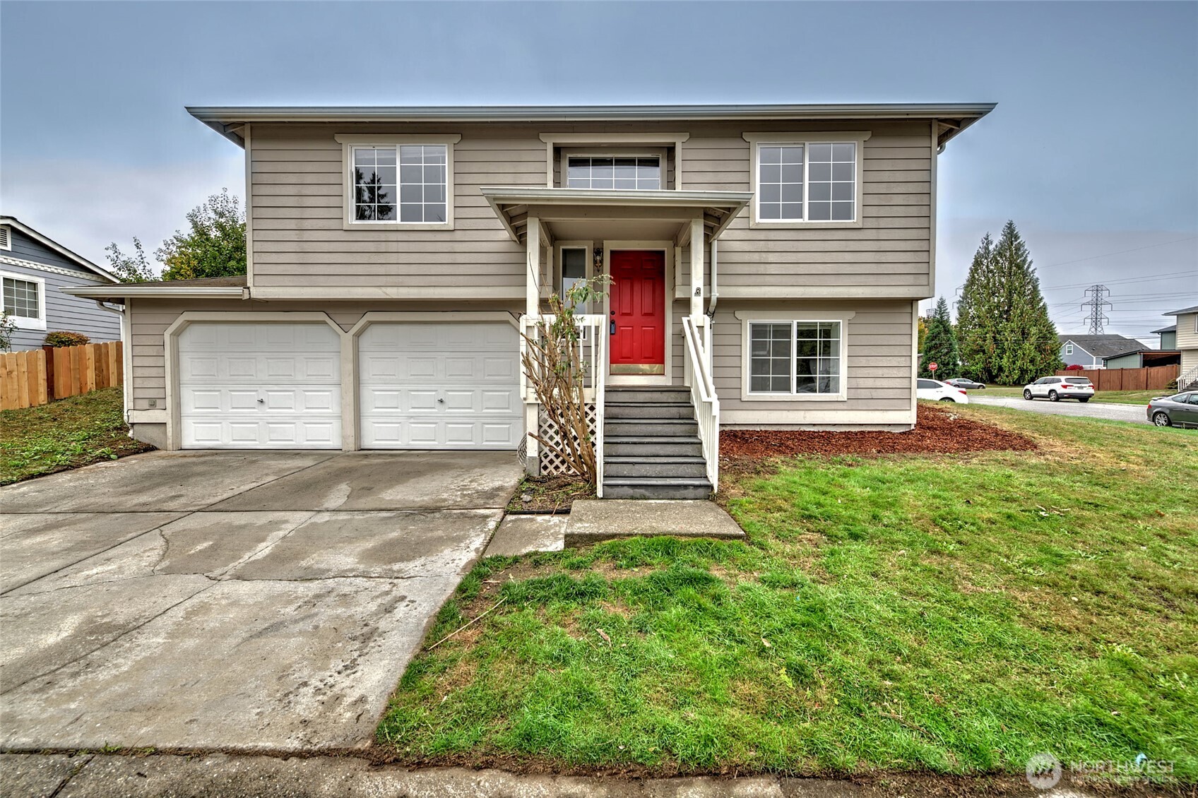 721 89th Avenue Property Photo 1