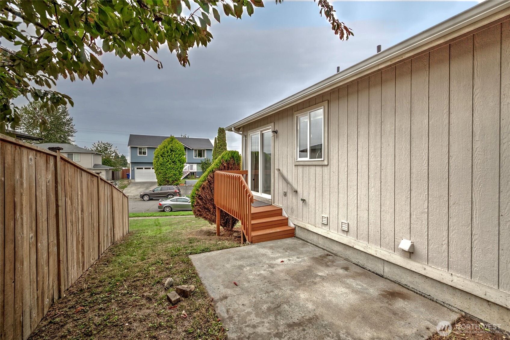721 89th Avenue Property Photo 22
