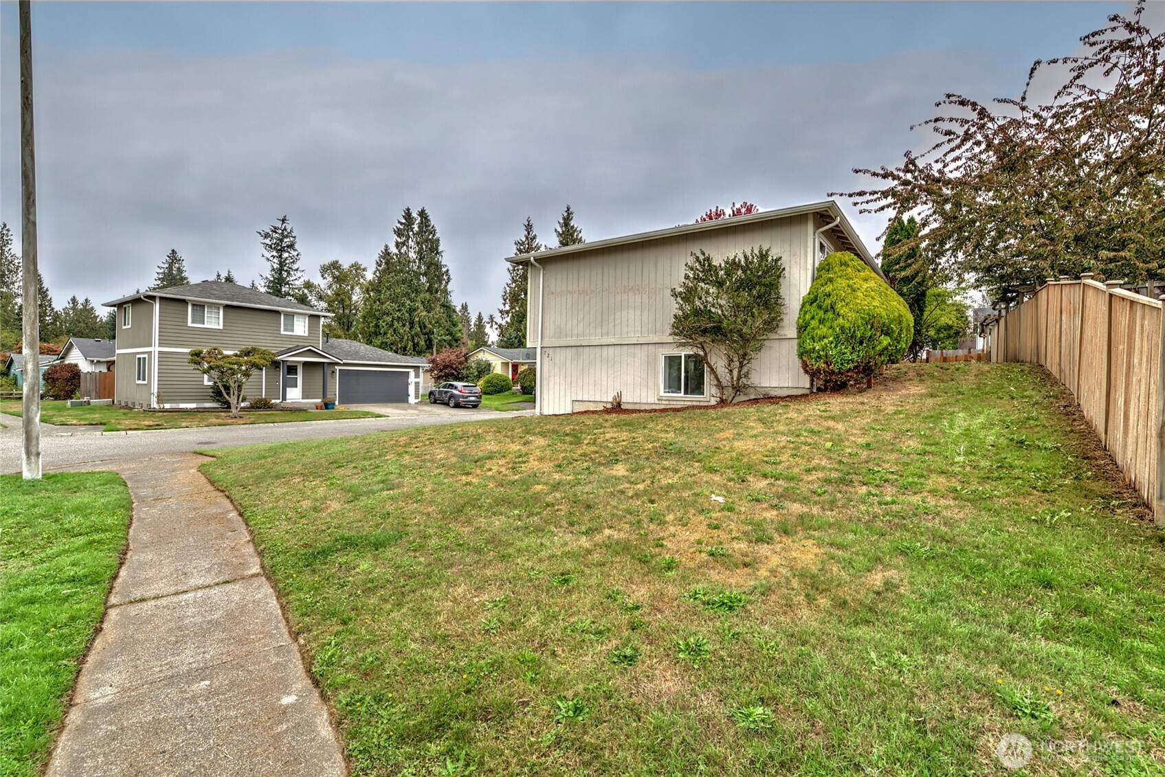 721 89th Avenue Property Photo 23