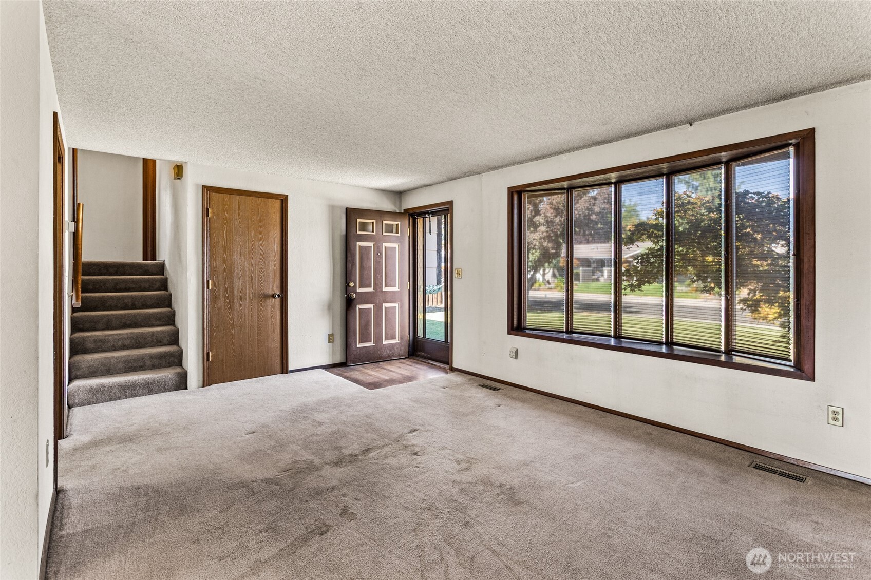 4606 W Glenmoore Circle Property Photo 6