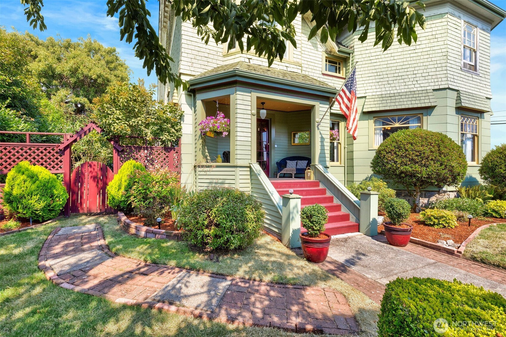415 Harrison Street Property Photo 3