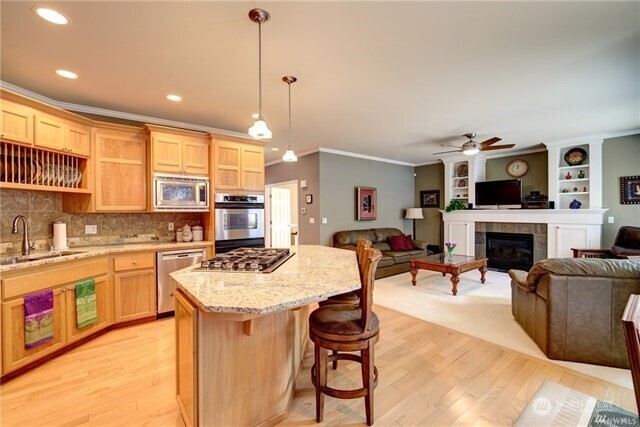 921 274th Way Property Photo 7