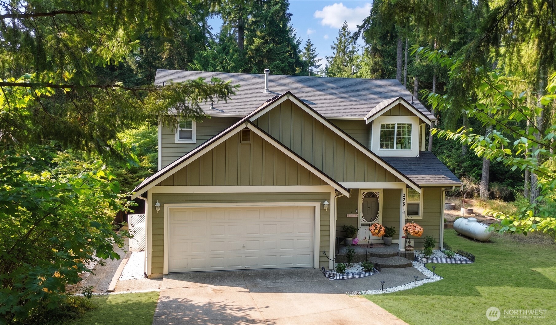 22616 Echowood Lane Property Photo 10