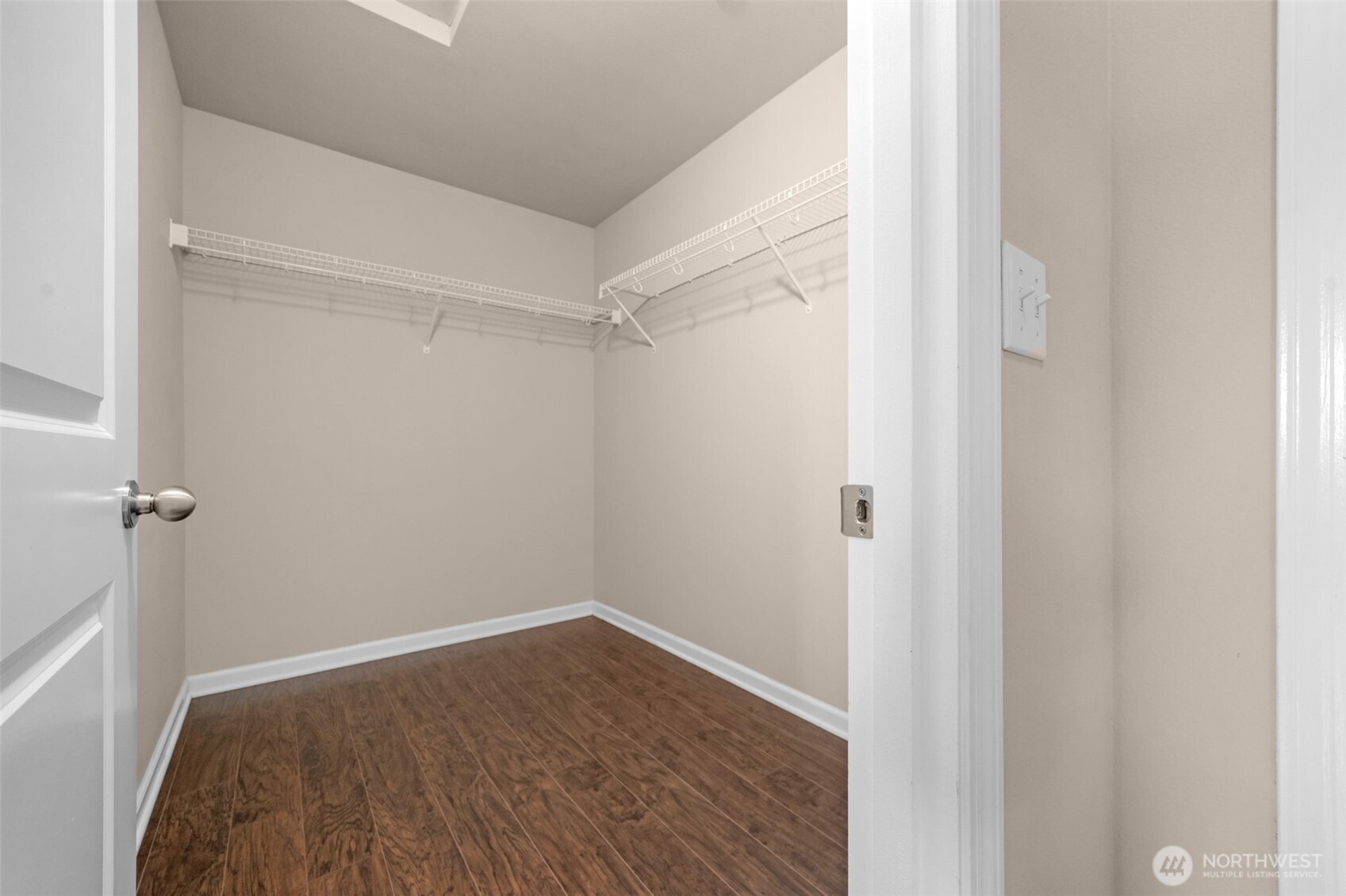 1037 Zeeden Way Property Photo 16