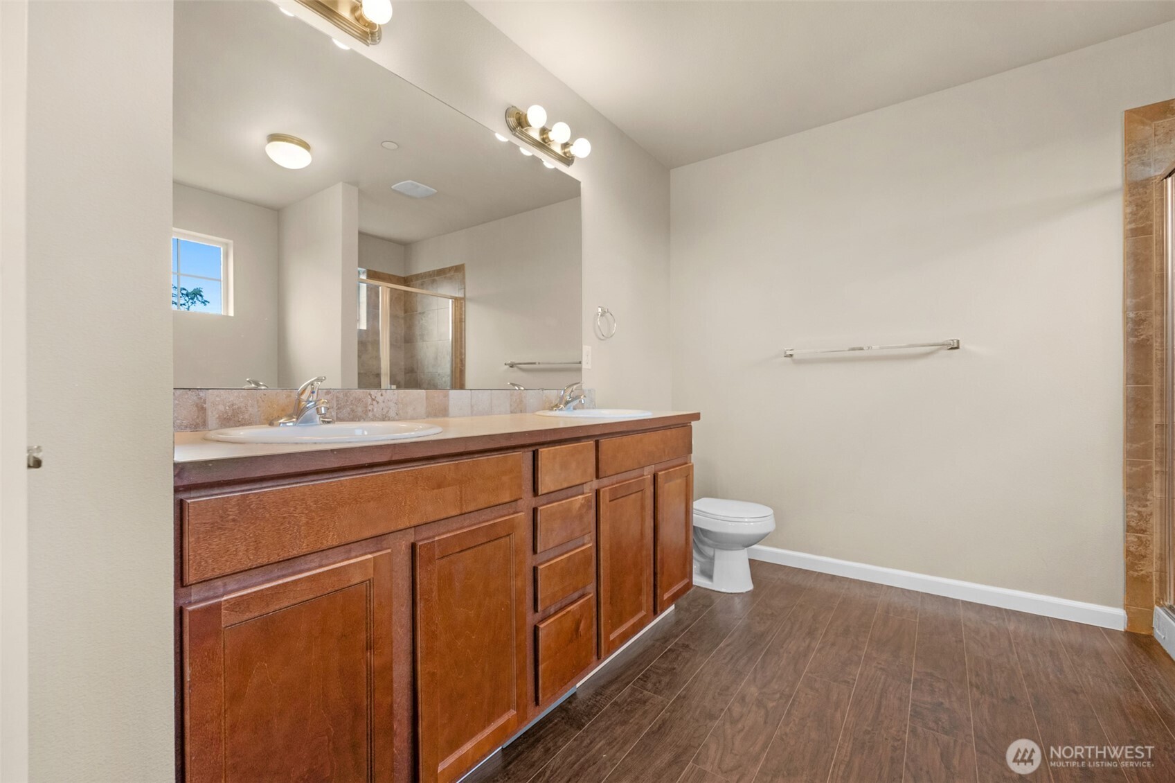 1037 Zeeden Way Property Photo 17