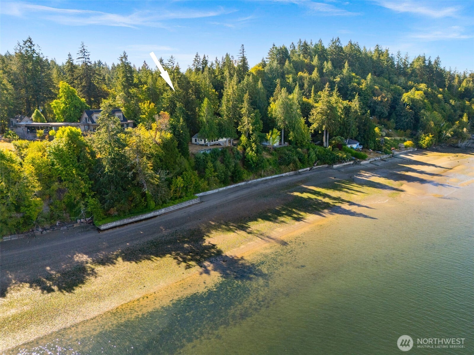 8325 Zangle Road Property Photo 7
