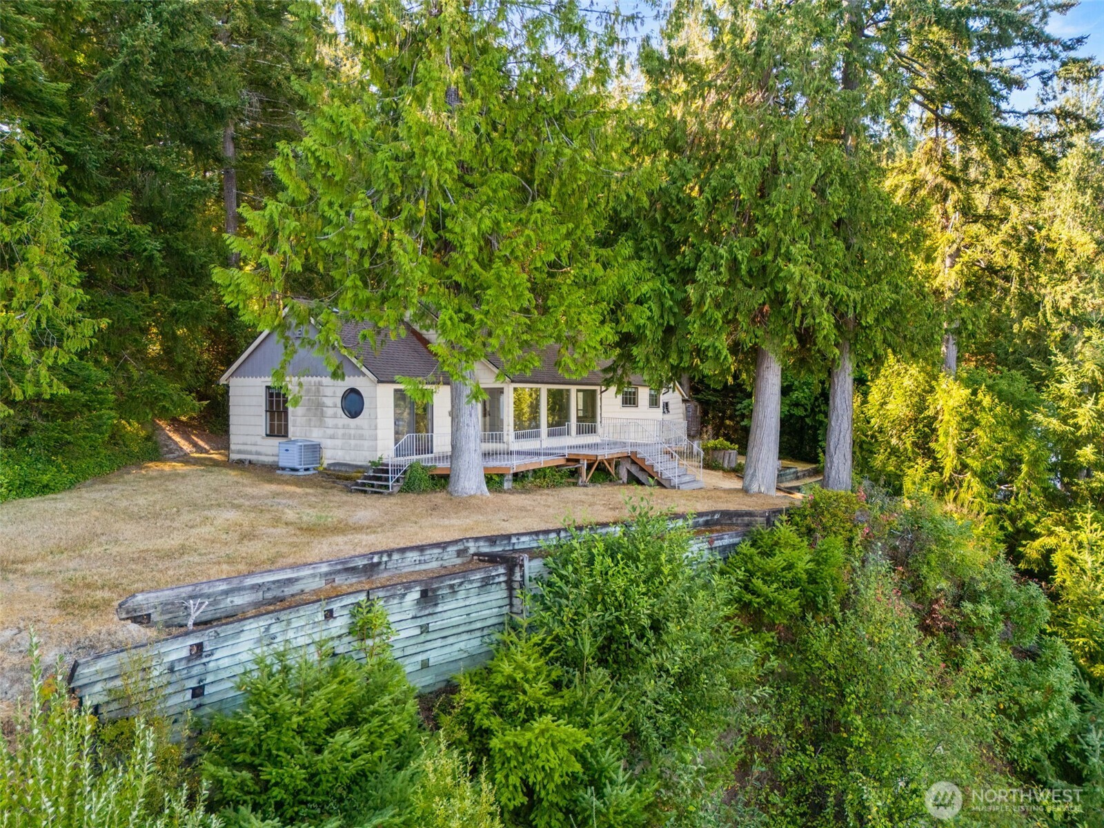 8325 Zangle Road Property Photo 11