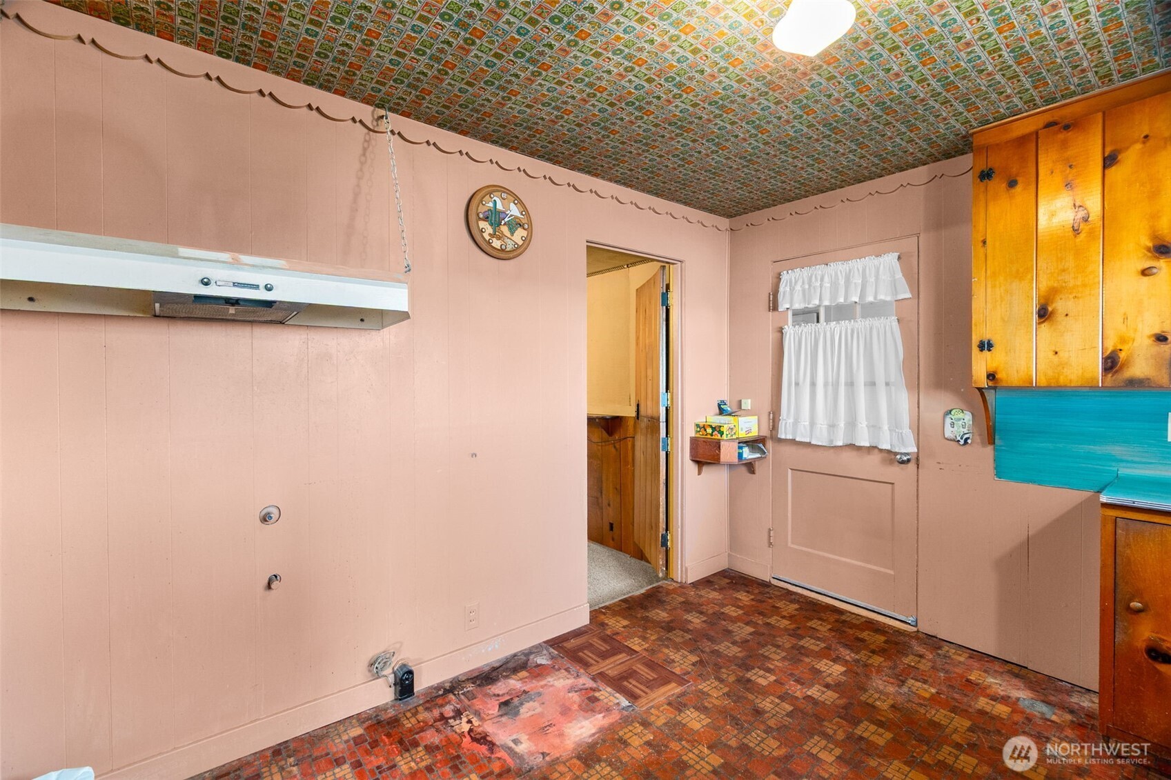 8325 Zangle Road Property Photo 24