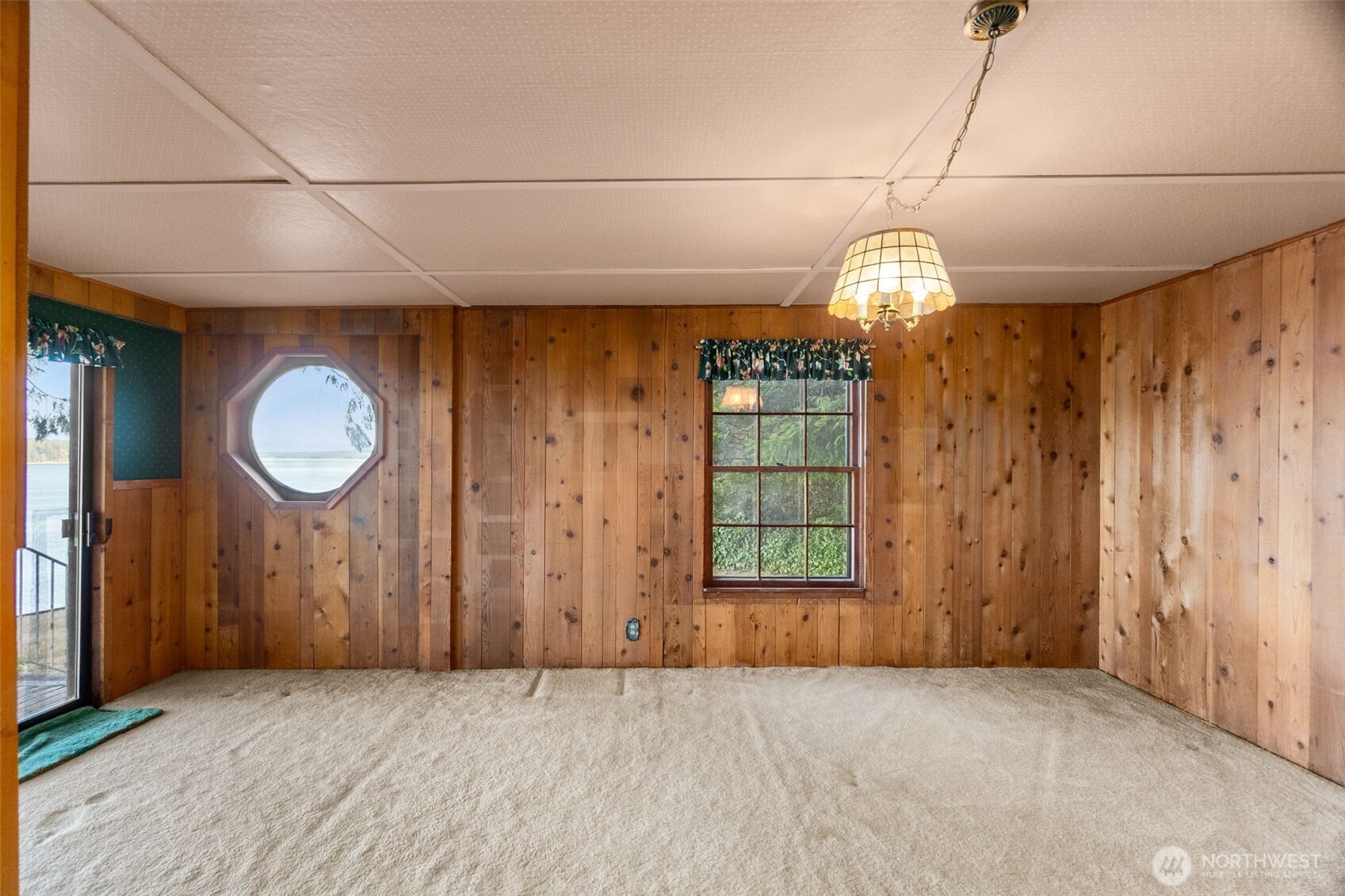 8325 Zangle Road Property Photo 28