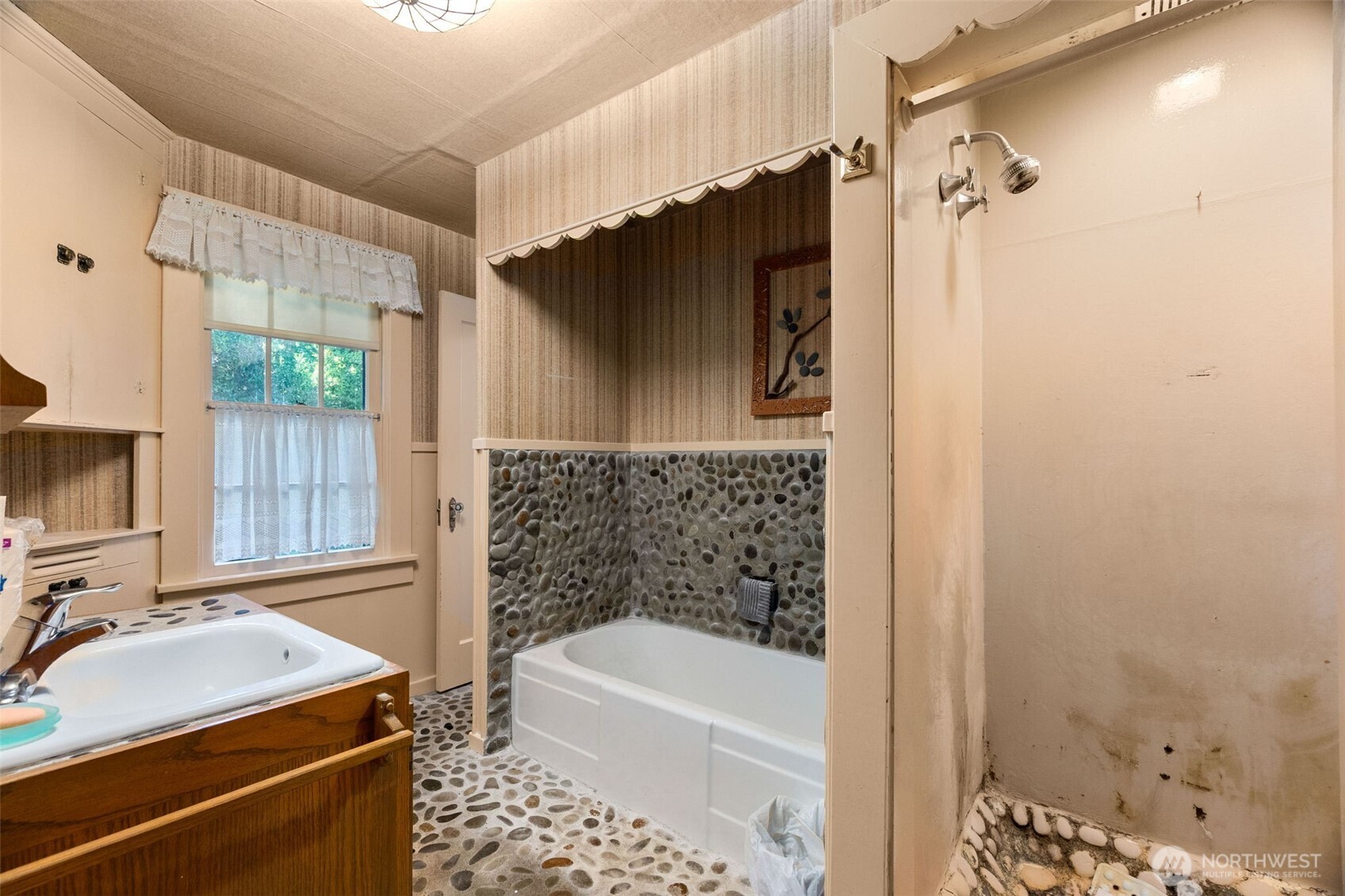 8325 Zangle Road Property Photo 32