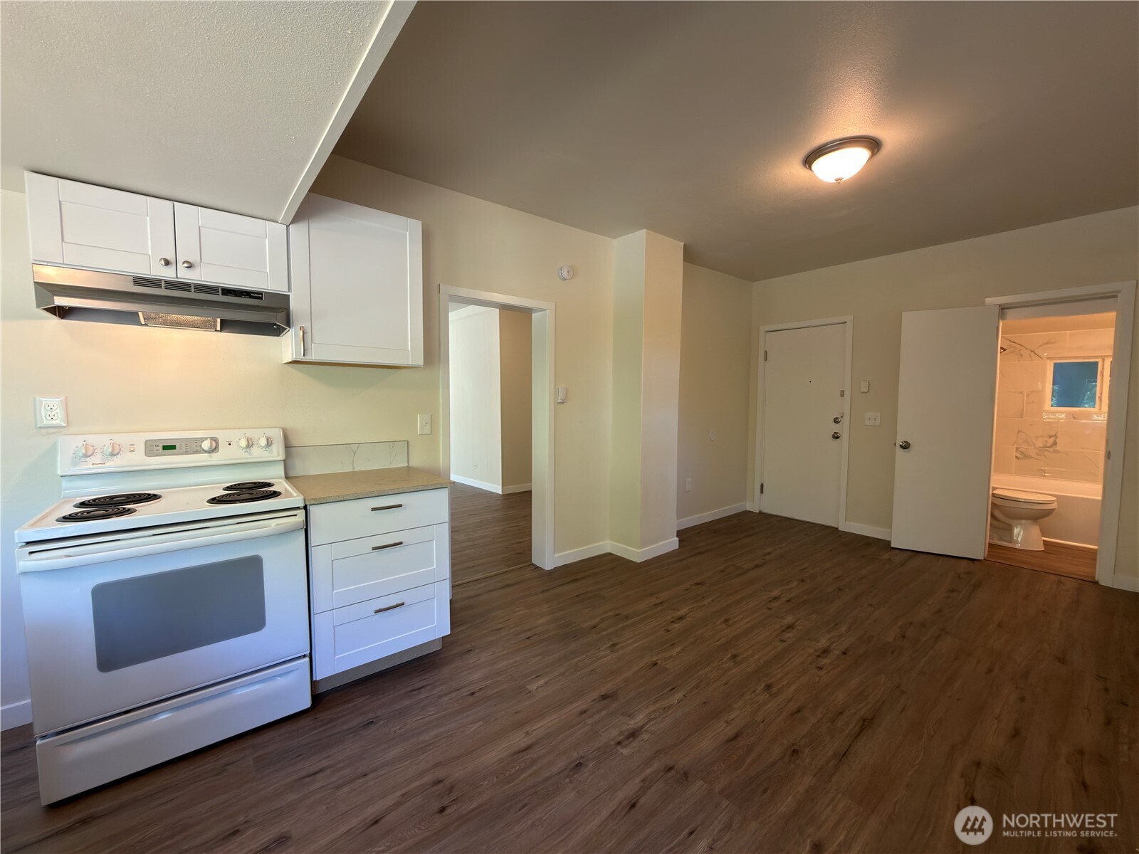 904 S Valley Street Property Photo 9