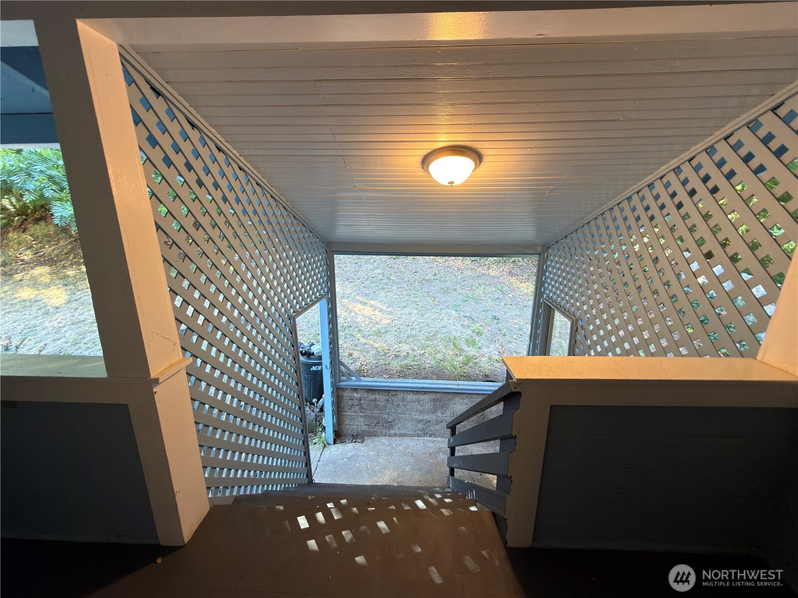 904 S Valley Street Property Photo 12