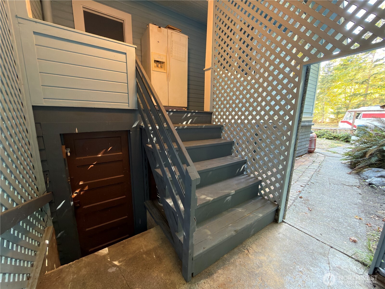 904 S Valley Street Property Photo 13