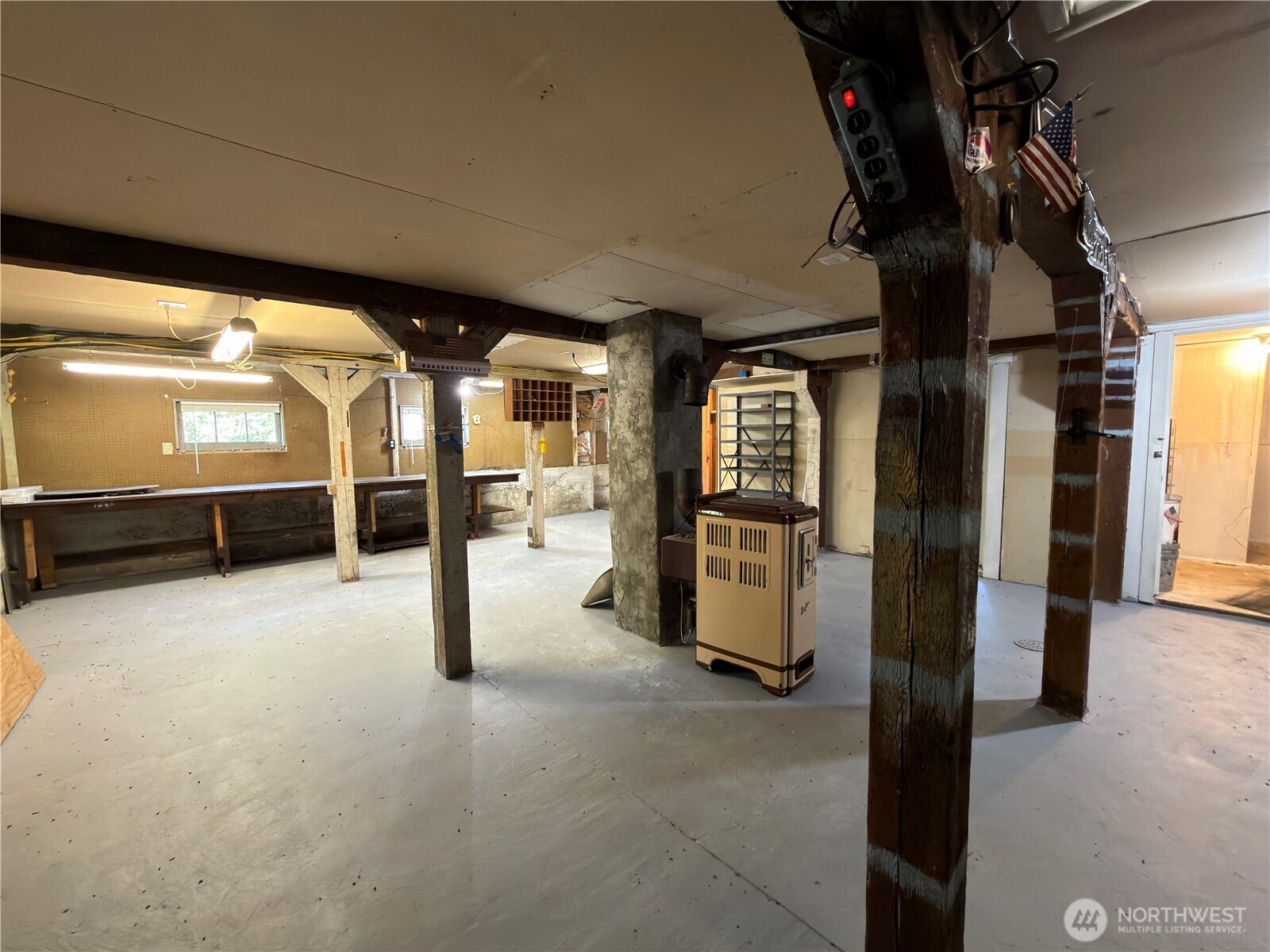 904 S Valley Street Property Photo 14