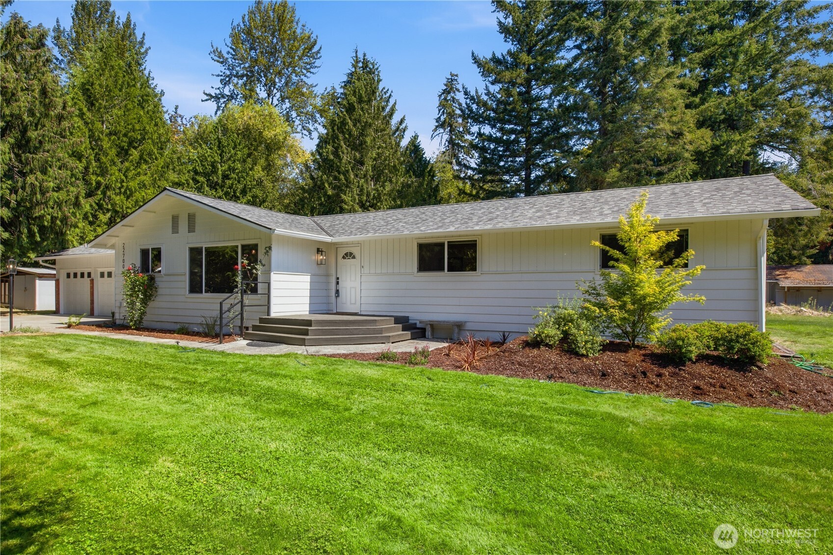 22710 253rd Avenue Property Photo 1