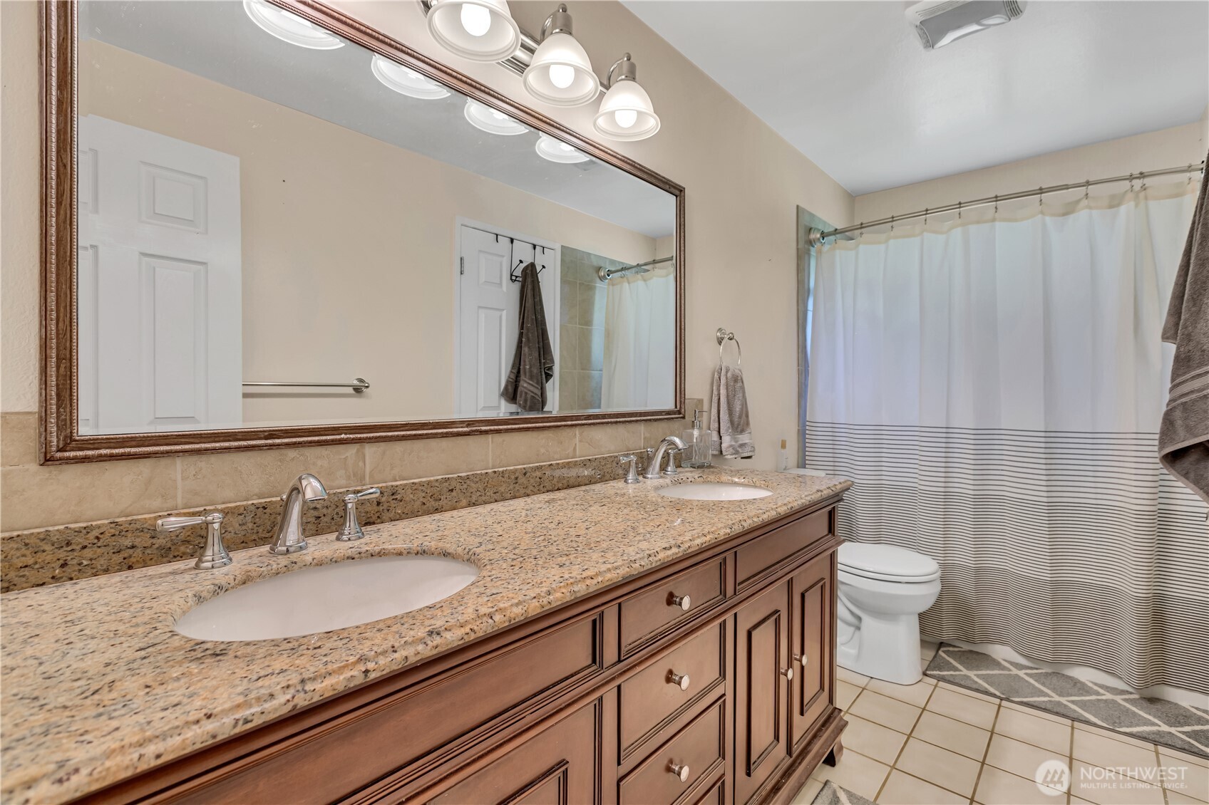 22710 253rd Avenue Property Photo 19