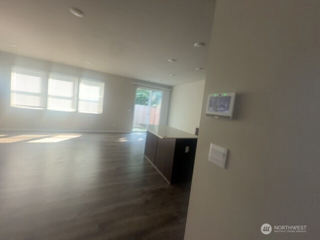 6576 Langley Avenue Property Photo 7
