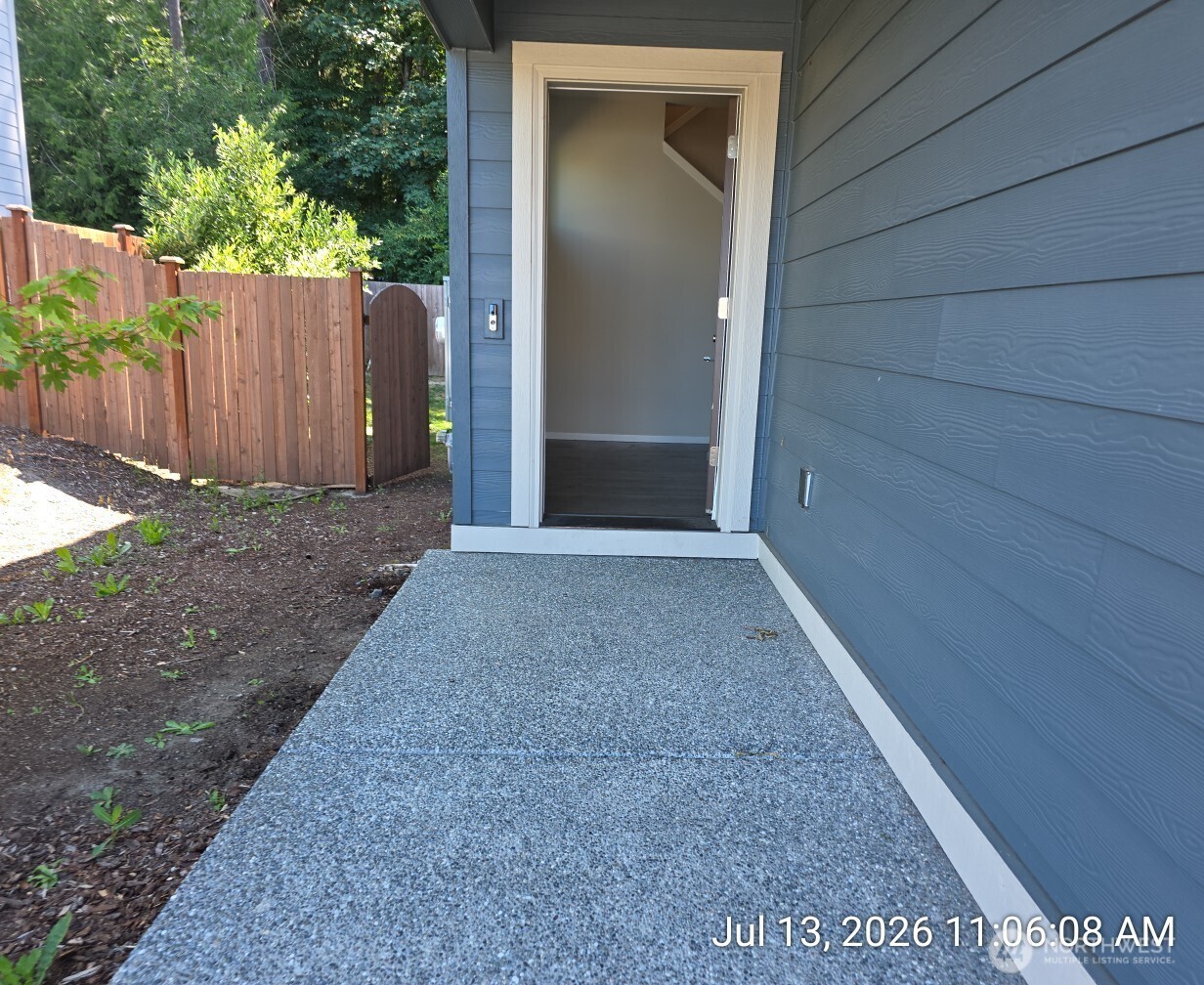 6576 Langley Avenue Property Photo 16