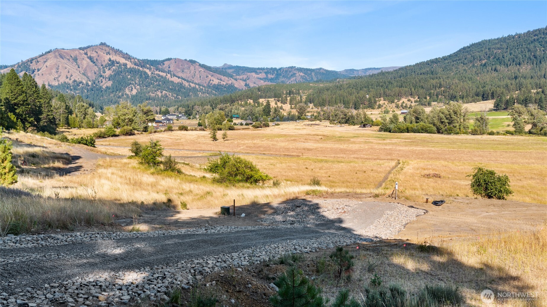 1080 Ranch Road Property Photo 2