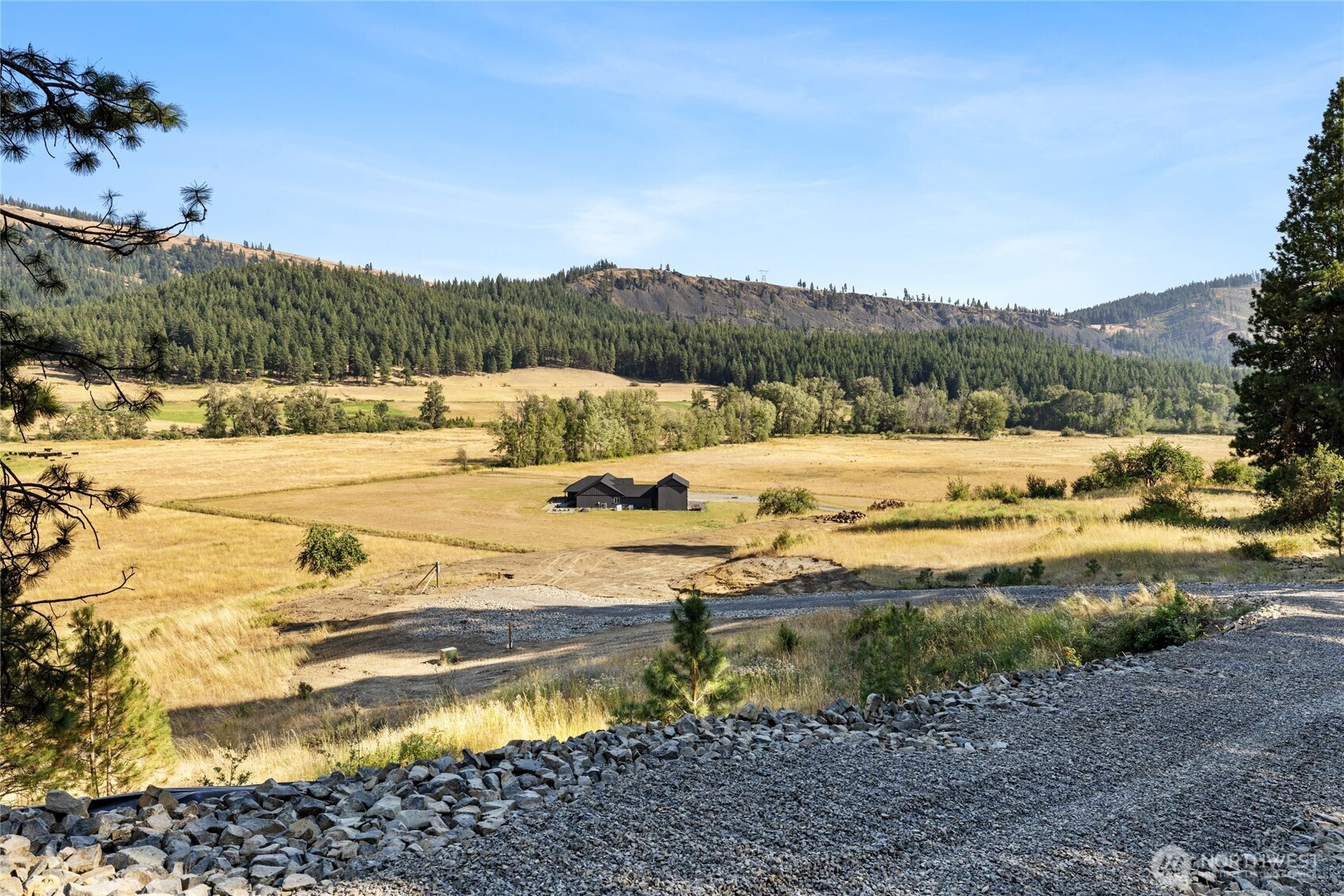 1080 Ranch Road Property Photo 3
