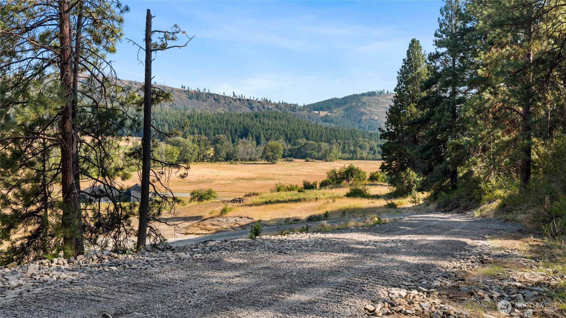 1080 Ranch Road Property Photo 11