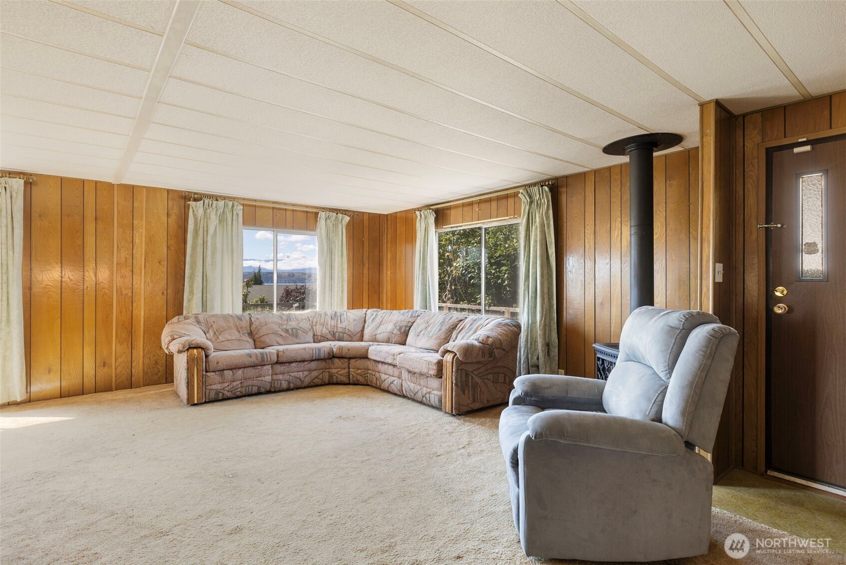 38003 Hood Canal Drive Property Photo 7