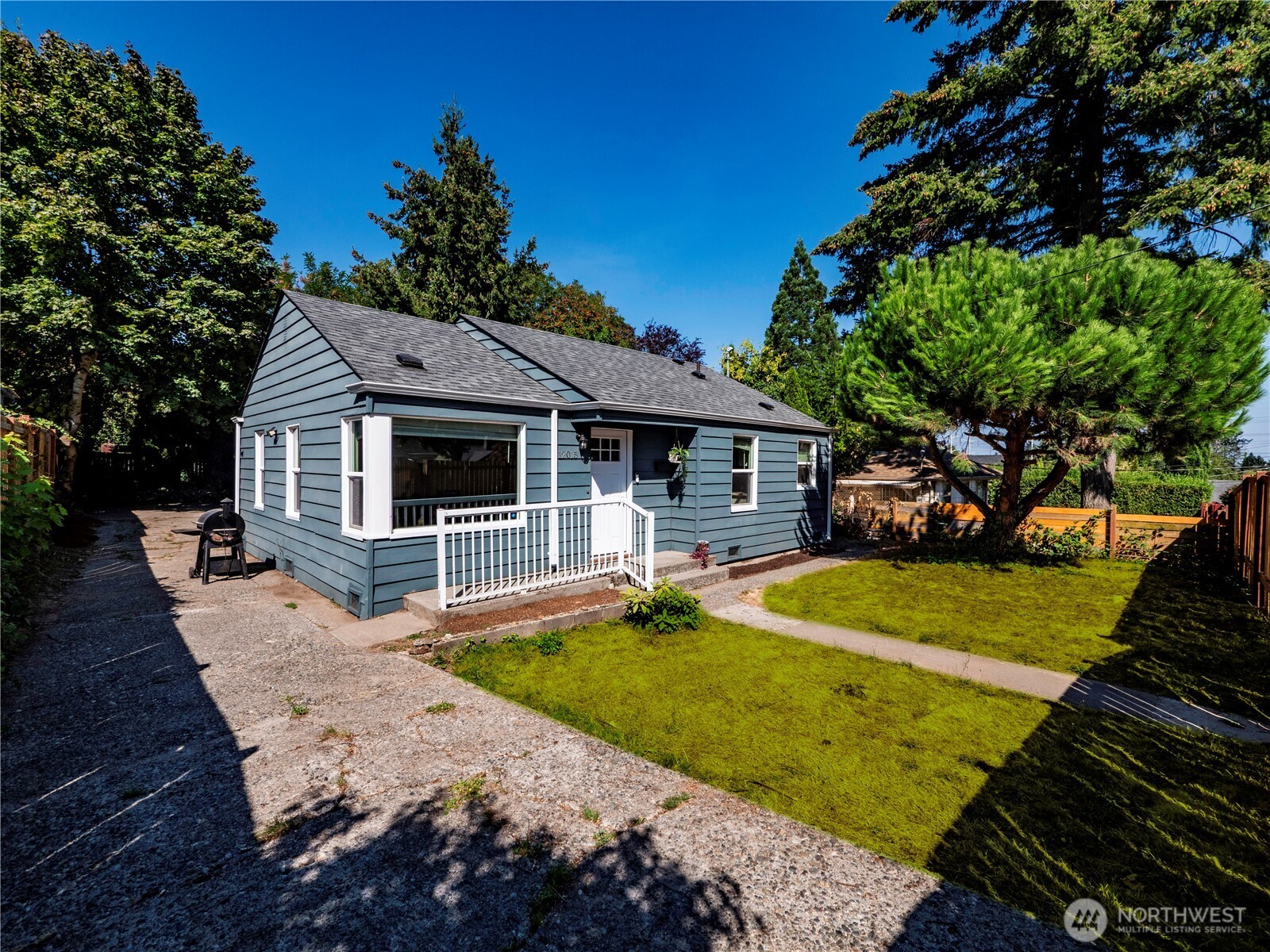 12015 69th Avenue Property Photo 1